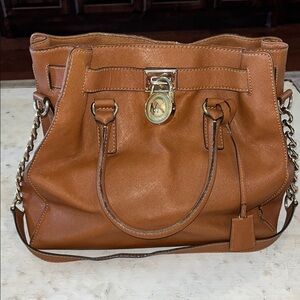 MICHAEL KORS HAMILTON LARGE LUGGAGE BROWN TOTE BAG